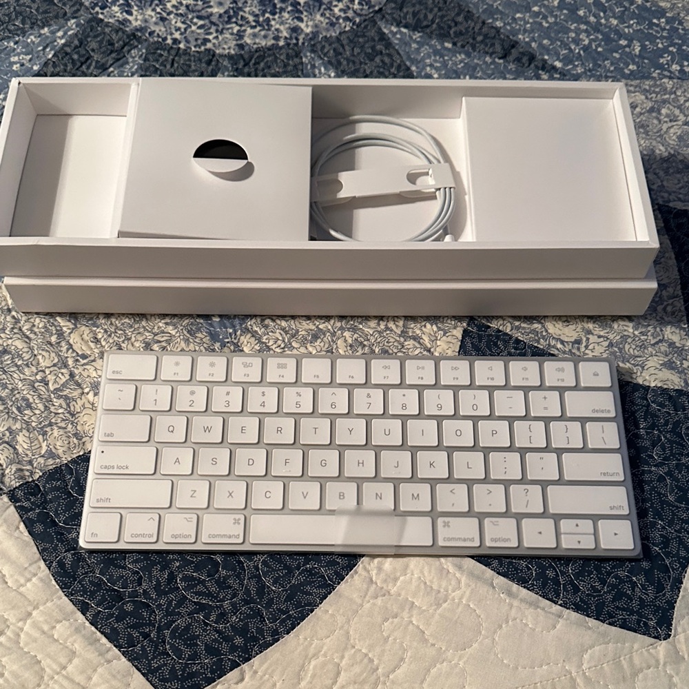 Apple White Wireless Keyboard. New. Never used